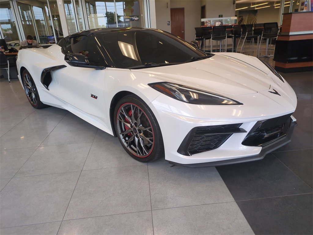 Used 2023 Chevrolet Corvette Stingray w/ Z51 Performance Package image 2