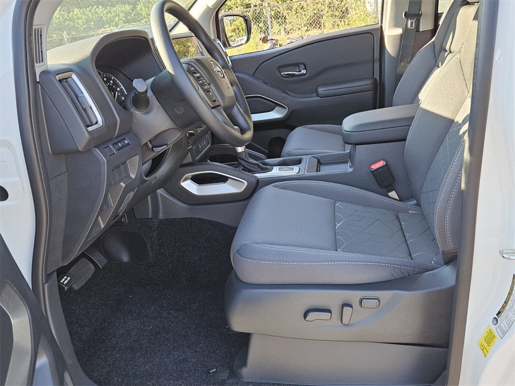New 2026 Nissan Frontier SV image 3