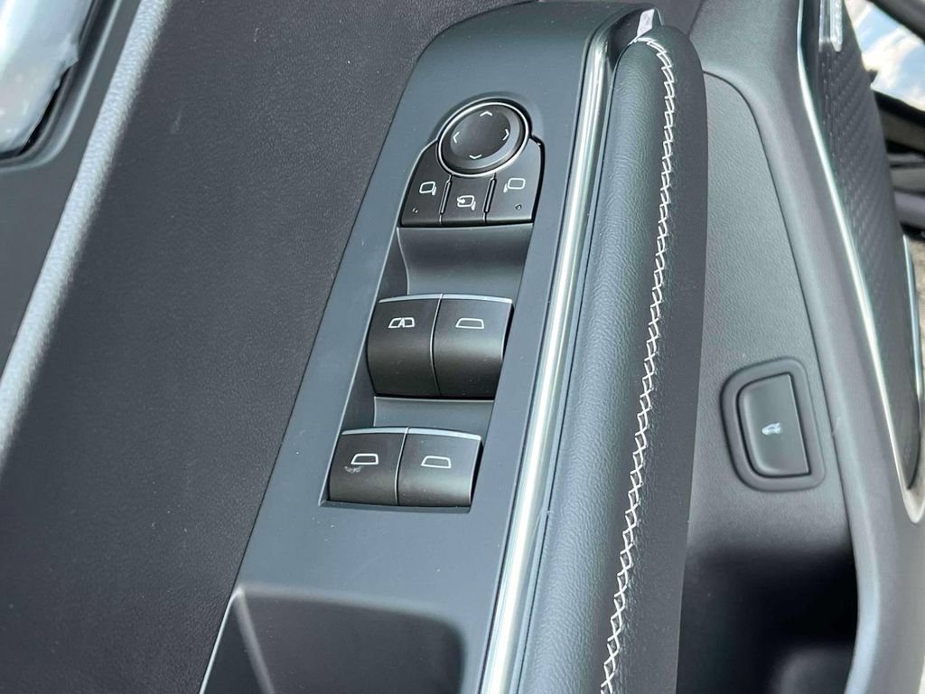 New 2027 GMC Acadia Denali w/ LPO, Floor Liner Package AWD/4WD image 21