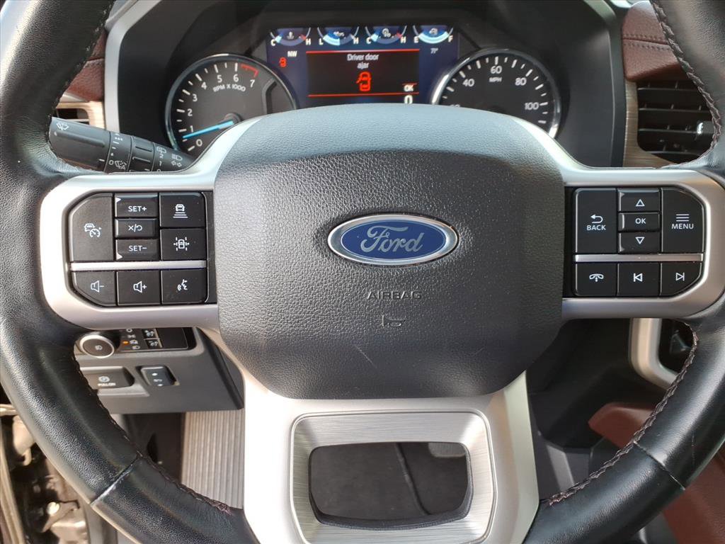 Used 2024 Ford Expedition Limited image 18