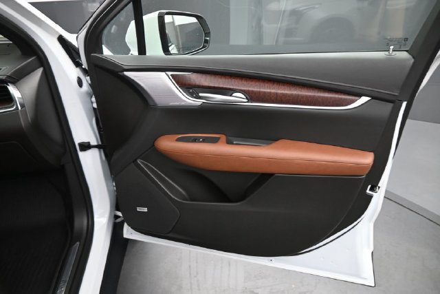 New 2026 Cadillac XT5 Sport AWD/4WD image 12