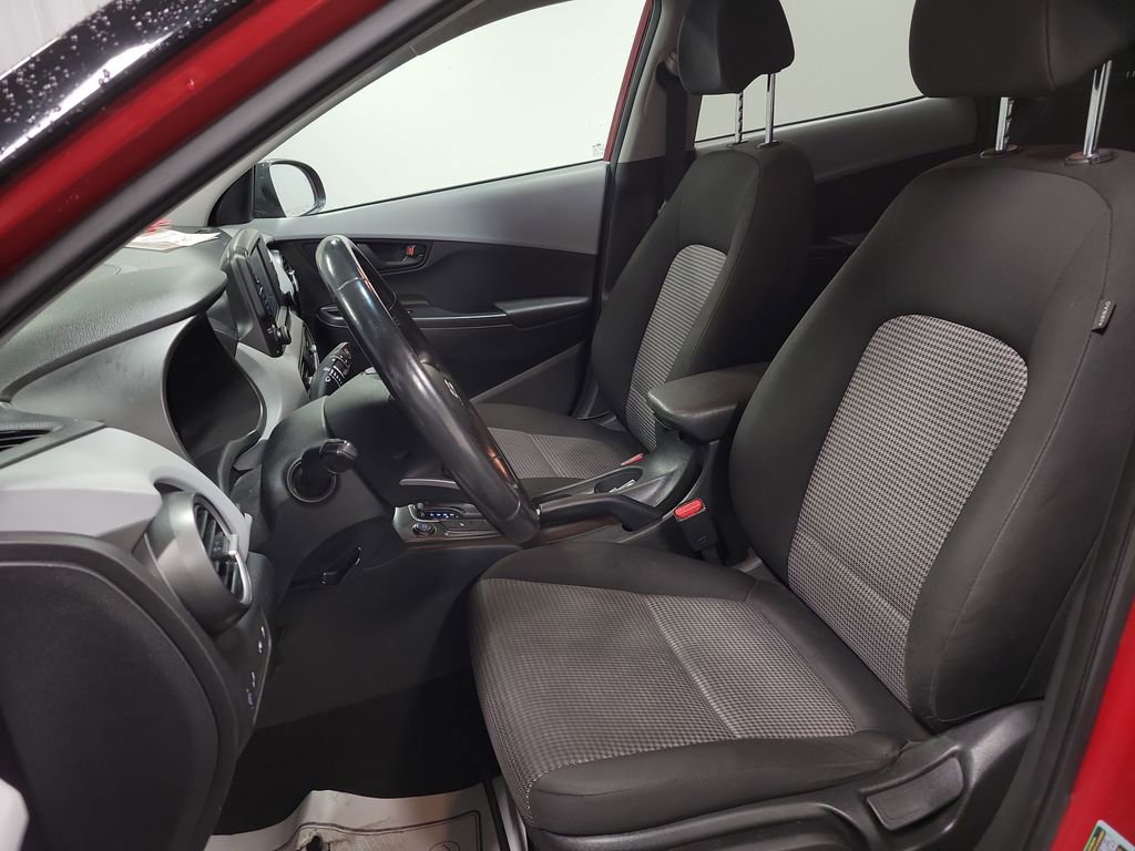 Used 2019 Hyundai Kona SEL image 14