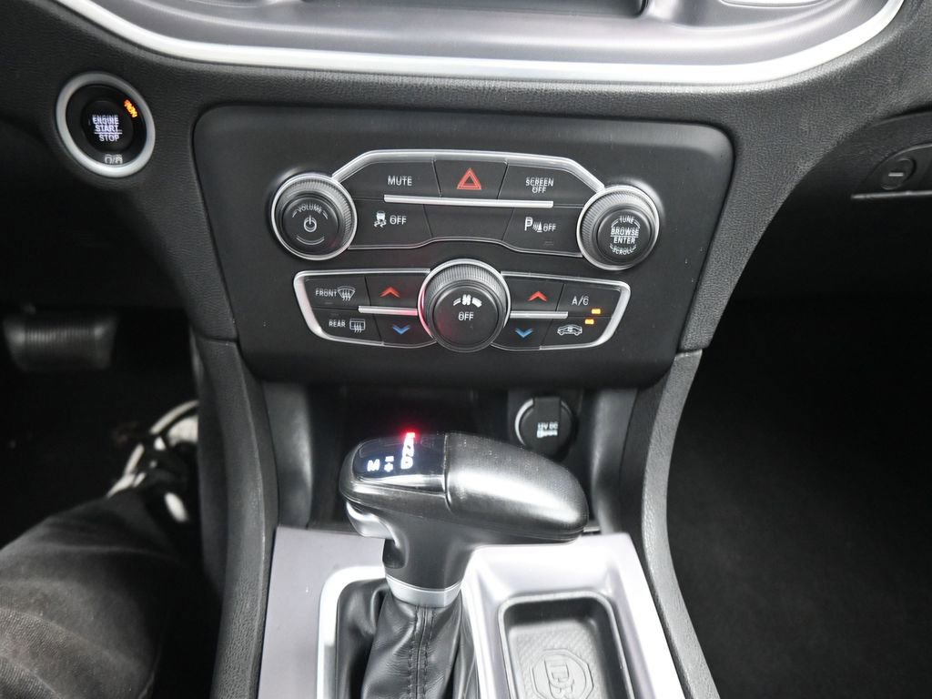 Used 2022 Dodge Charger SXT image 13