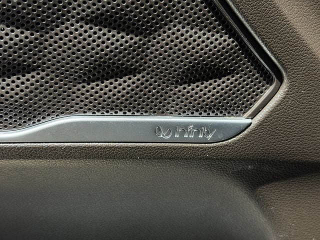 Used 2019 Hyundai Santa Fe Limited FWD image 23