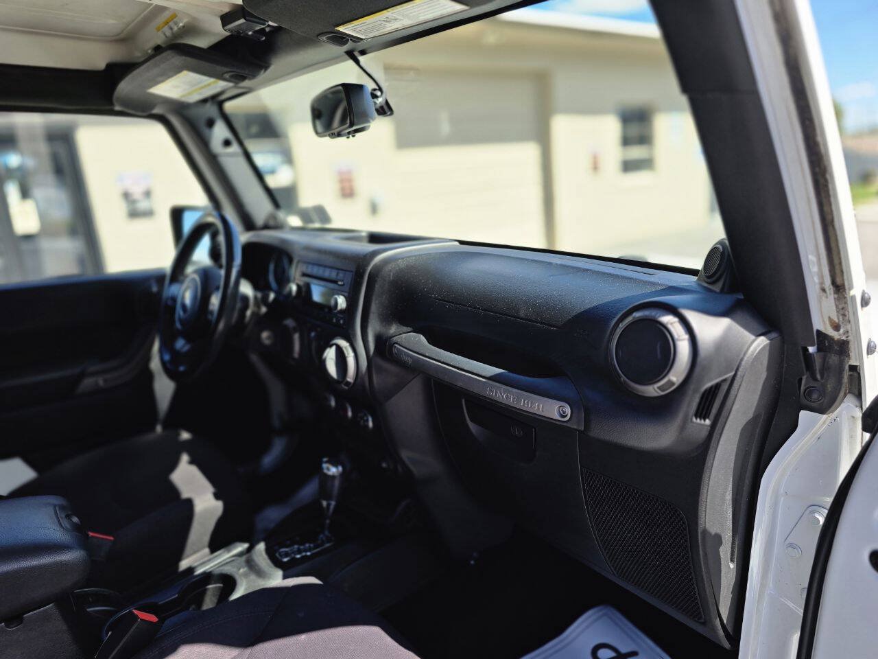 Used 2014 Jeep Wrangler Sport w/ Quick Order Package 24S AWD/4WD image 13