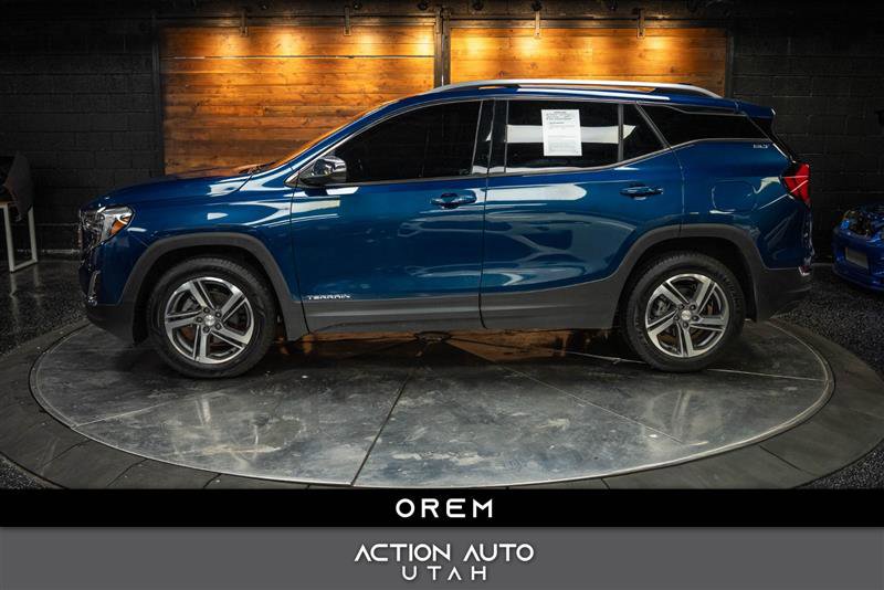 Used 2021 GMC Terrain SLT w/ LPO, Bright Accent Package