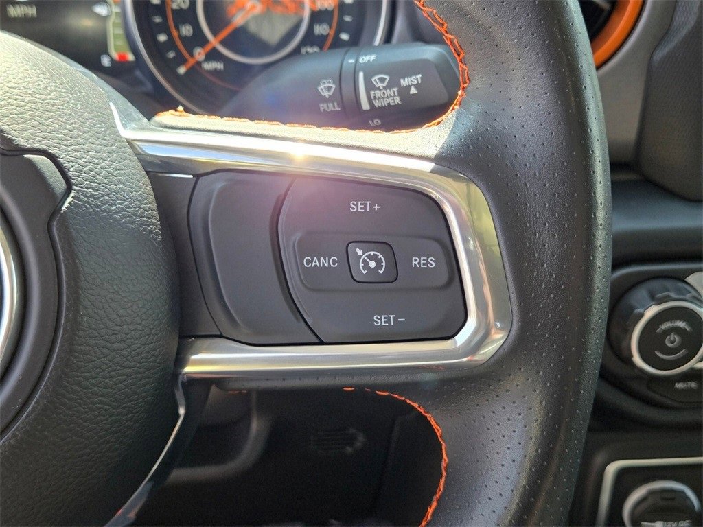 Used 2023 Jeep Gladiator Mojave w/ Cold Weather Group image 27