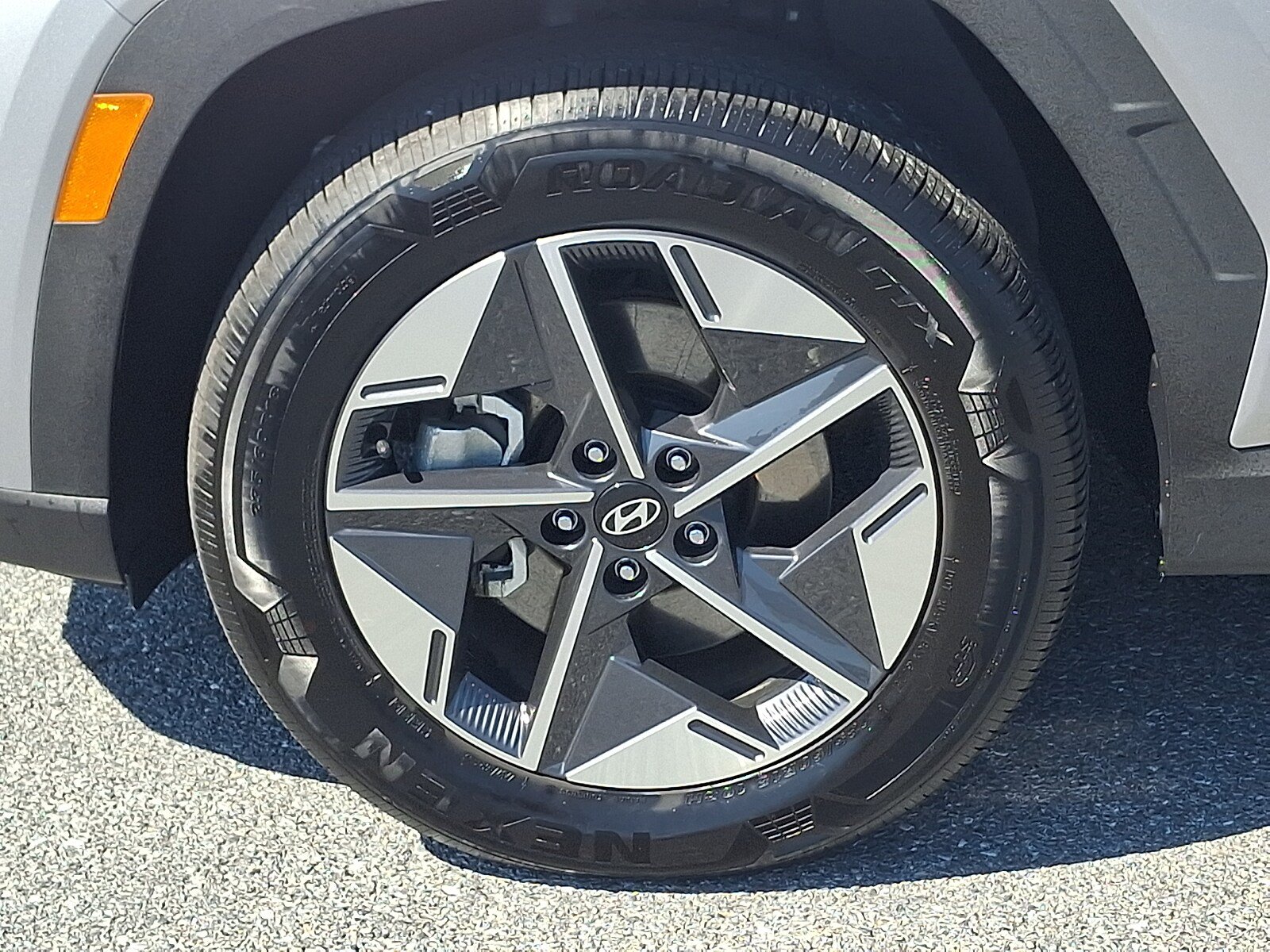 Certified 2026 Hyundai Tucson SEL w/ Tow & Go Package AWD/4WD image 9