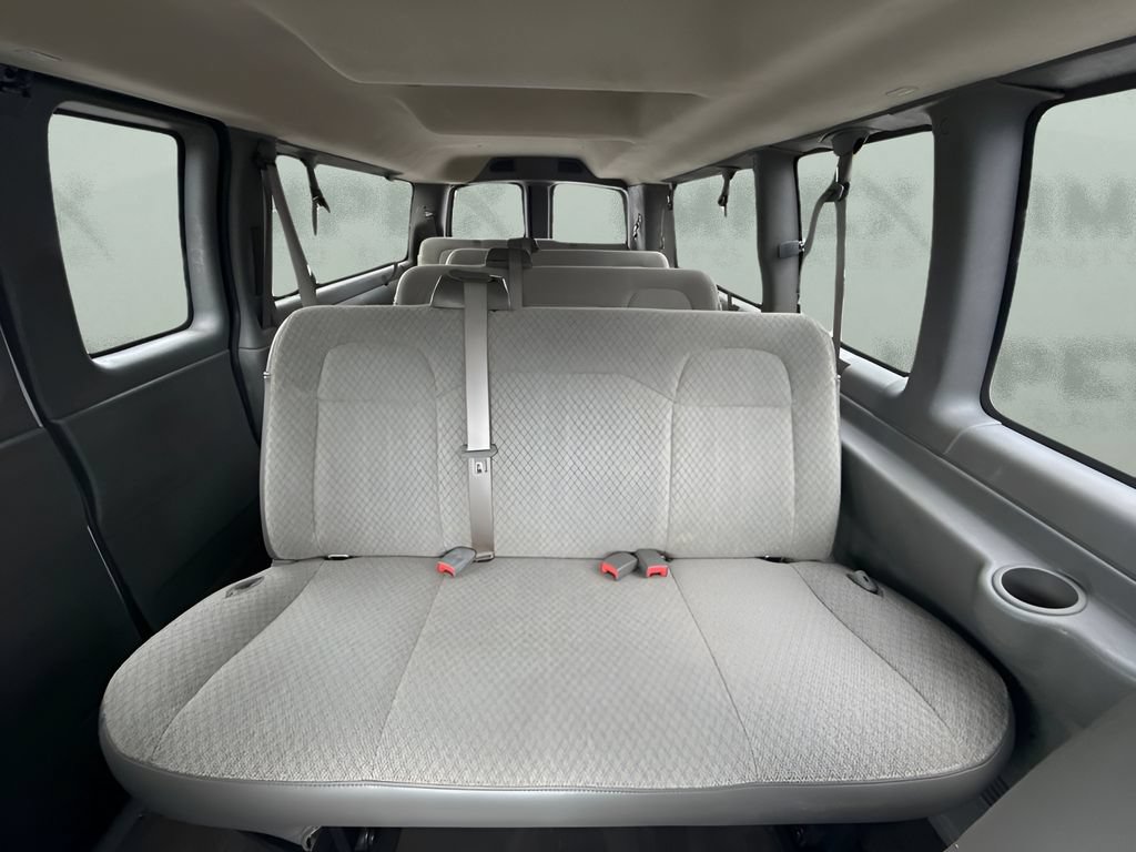 Used 2025 Chevrolet Express 3500 LS RWD image 10