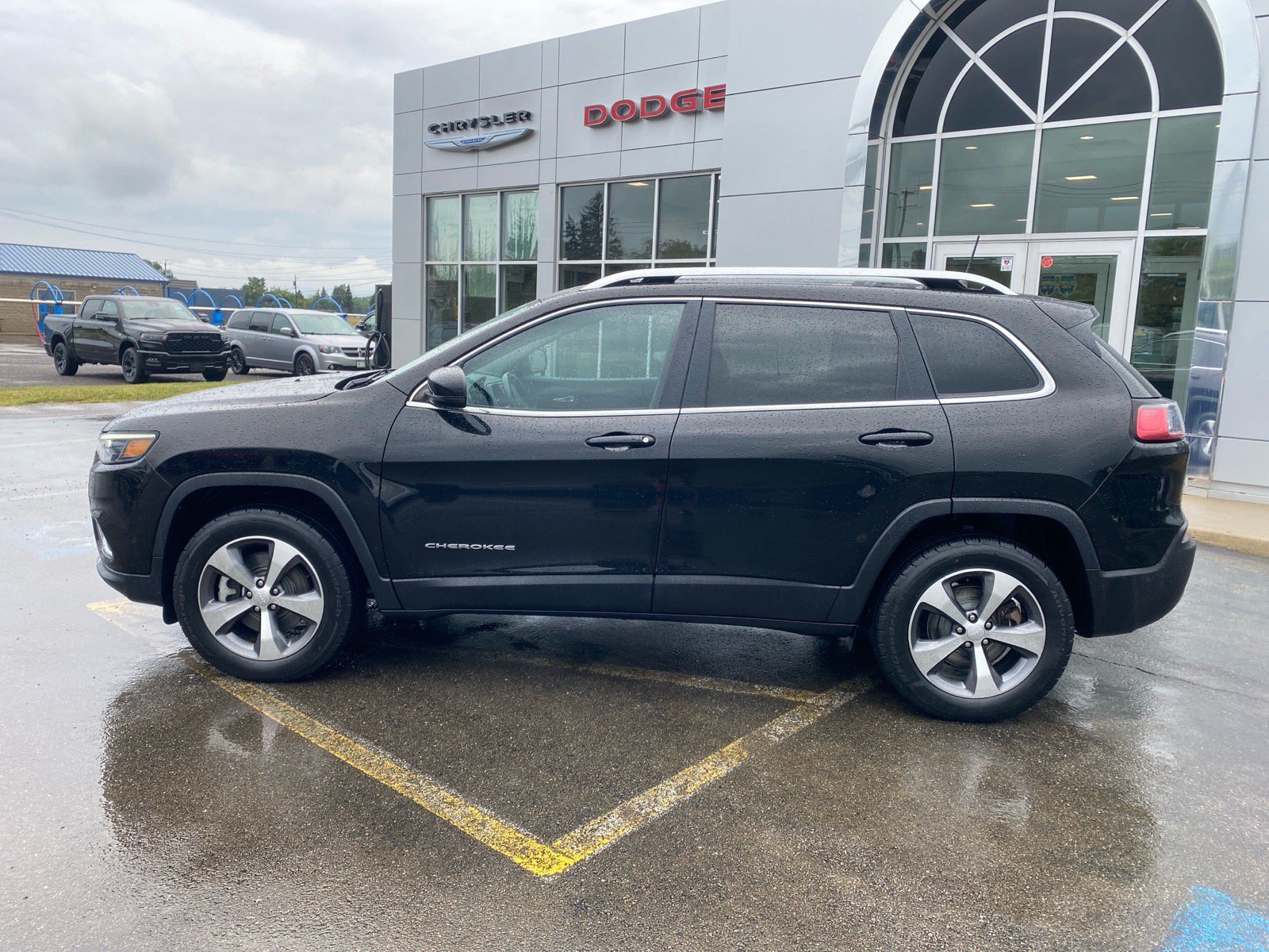 Used 2021 Jeep Cherokee Limited AWD/4WD video 2