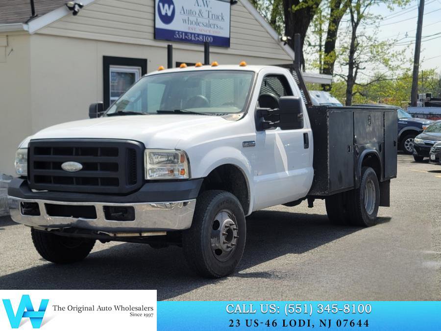 Used 2005 Ford F350 XL image 3