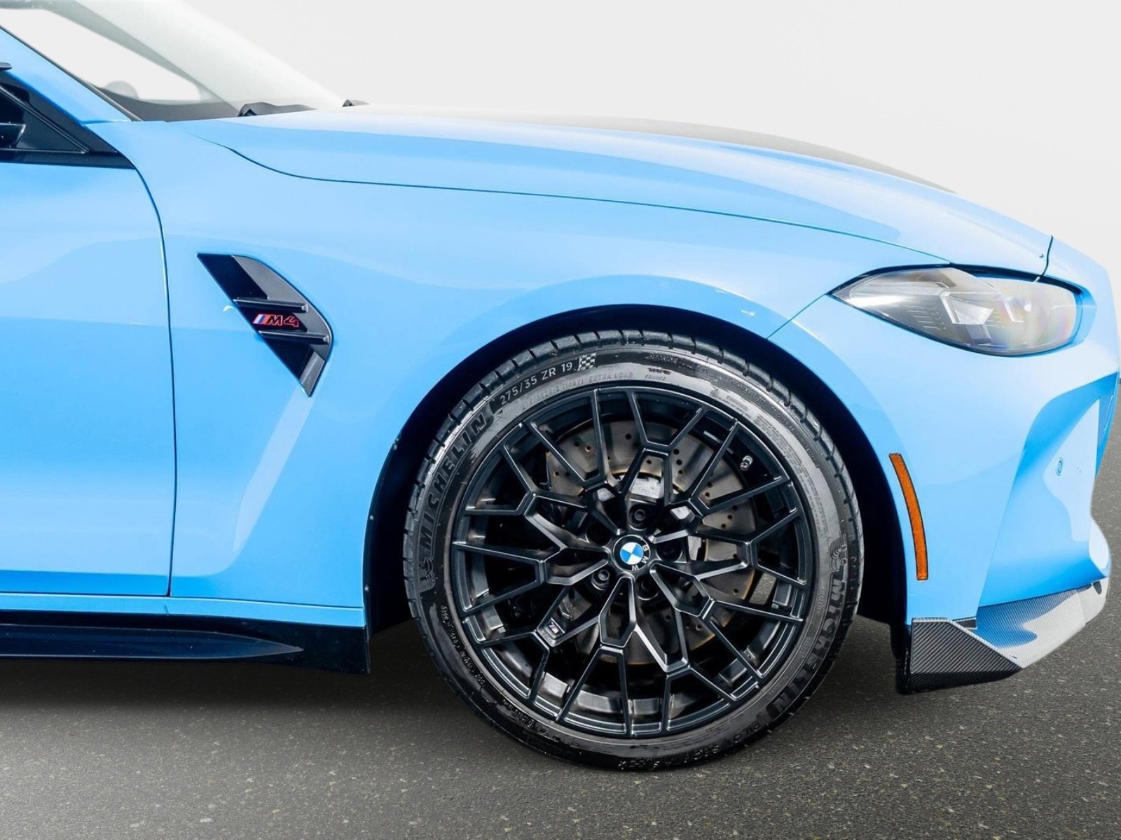 Used 2025 BMW M4 CS image 6