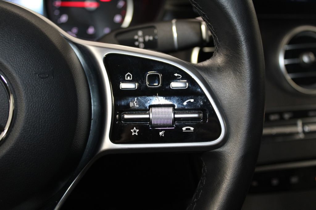 Used 2022 Mercedes-Benz GLC 300 image 35