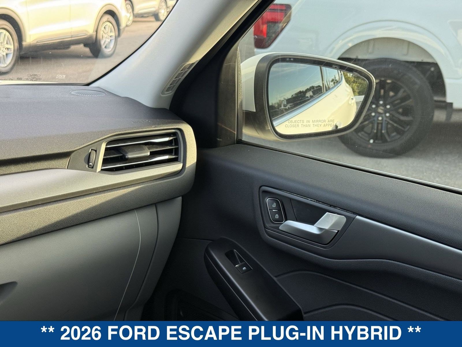 New 2026 Ford Escape SE image 19