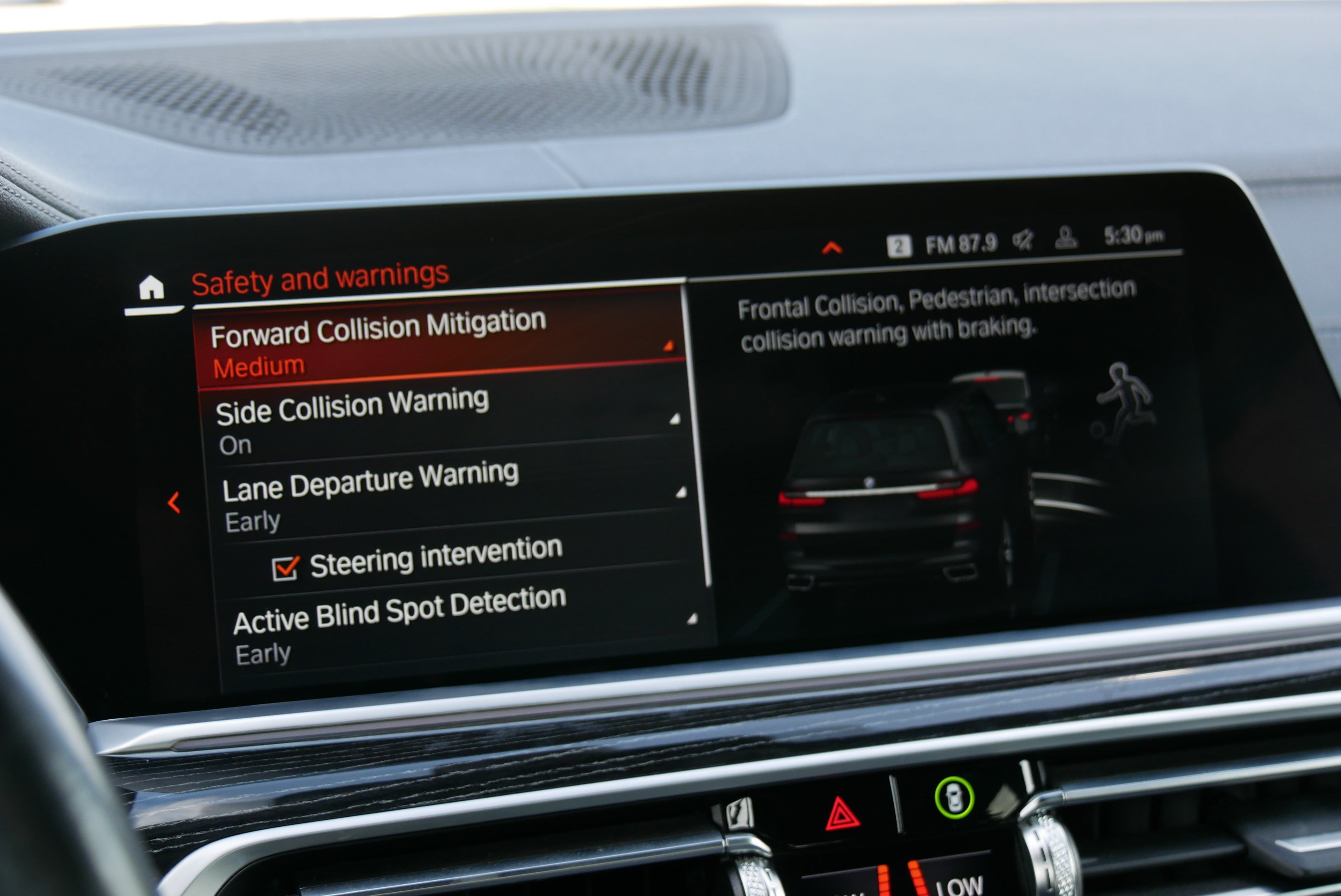 Used 2022 BMW X7 M50i AWD/4WD image 37