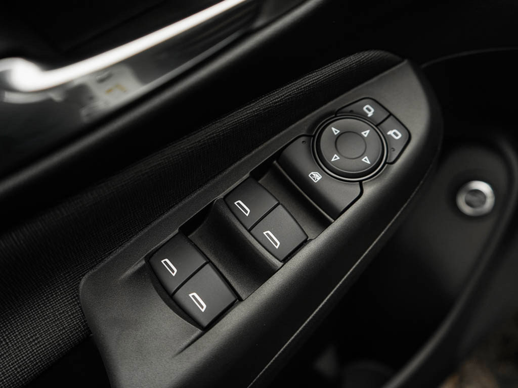 New 2026 Buick Envista Sport Touring FWD image 17