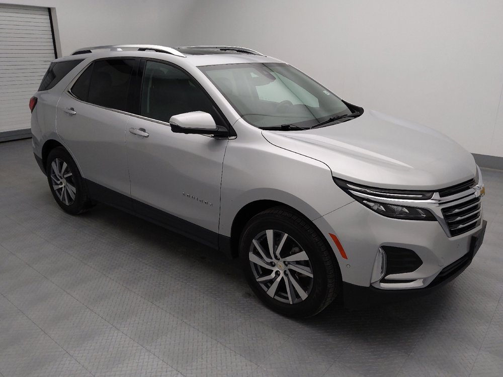 Used 2022 Chevrolet Equinox Premier image 11