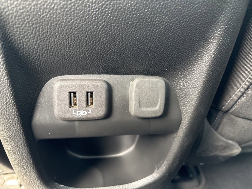 Used 2022 GMC Canyon Elevation image 16