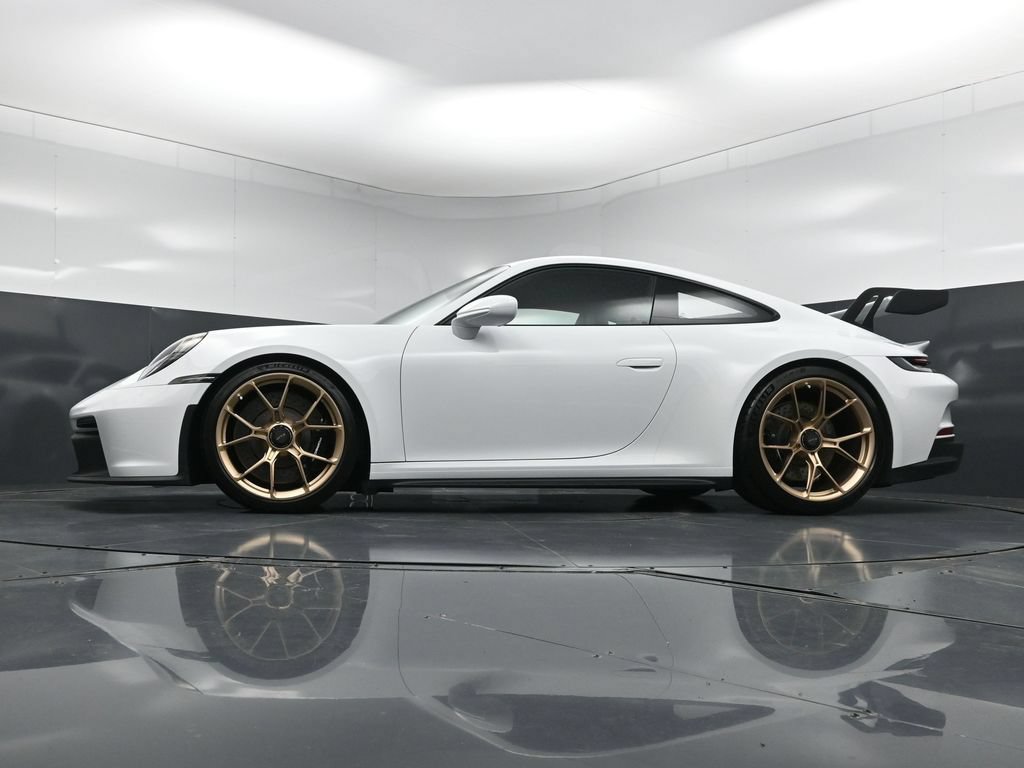 Certified 2022 Porsche 911 GT3 RWD image 22