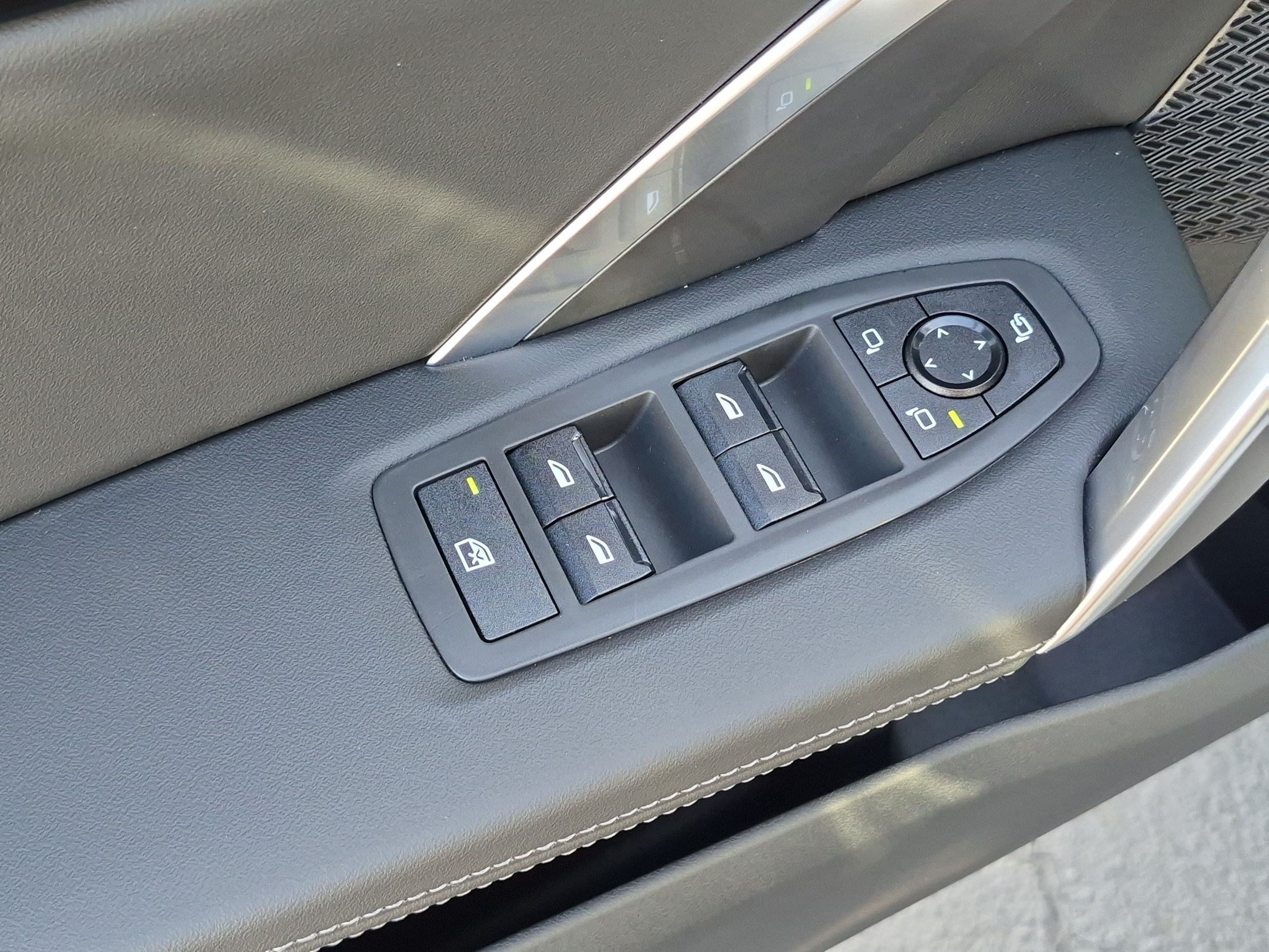 New 2027 BMW X1 xDrive28i AWD/4WD image 15