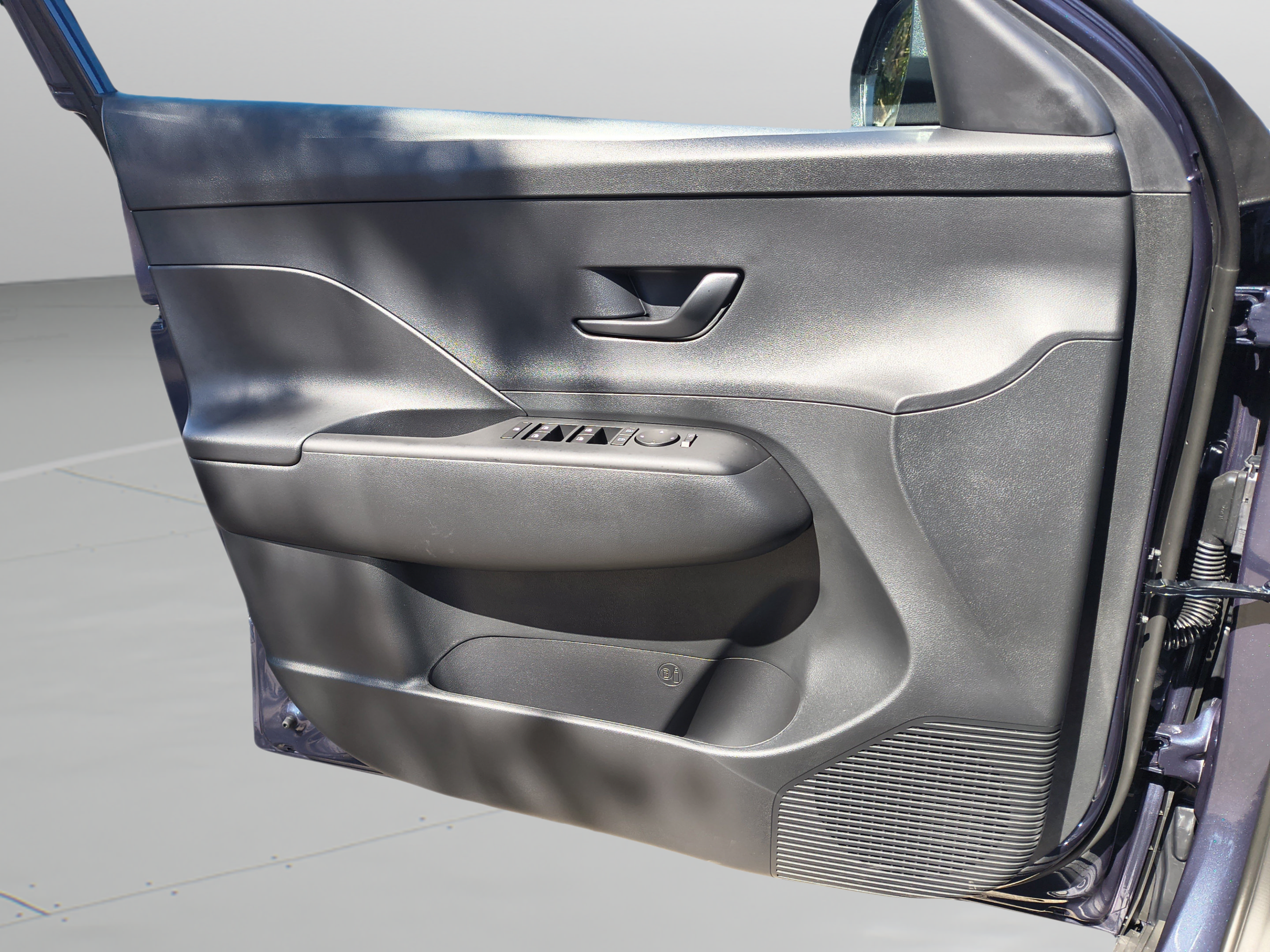 New 2027 Hyundai Kona SE FWD image 22