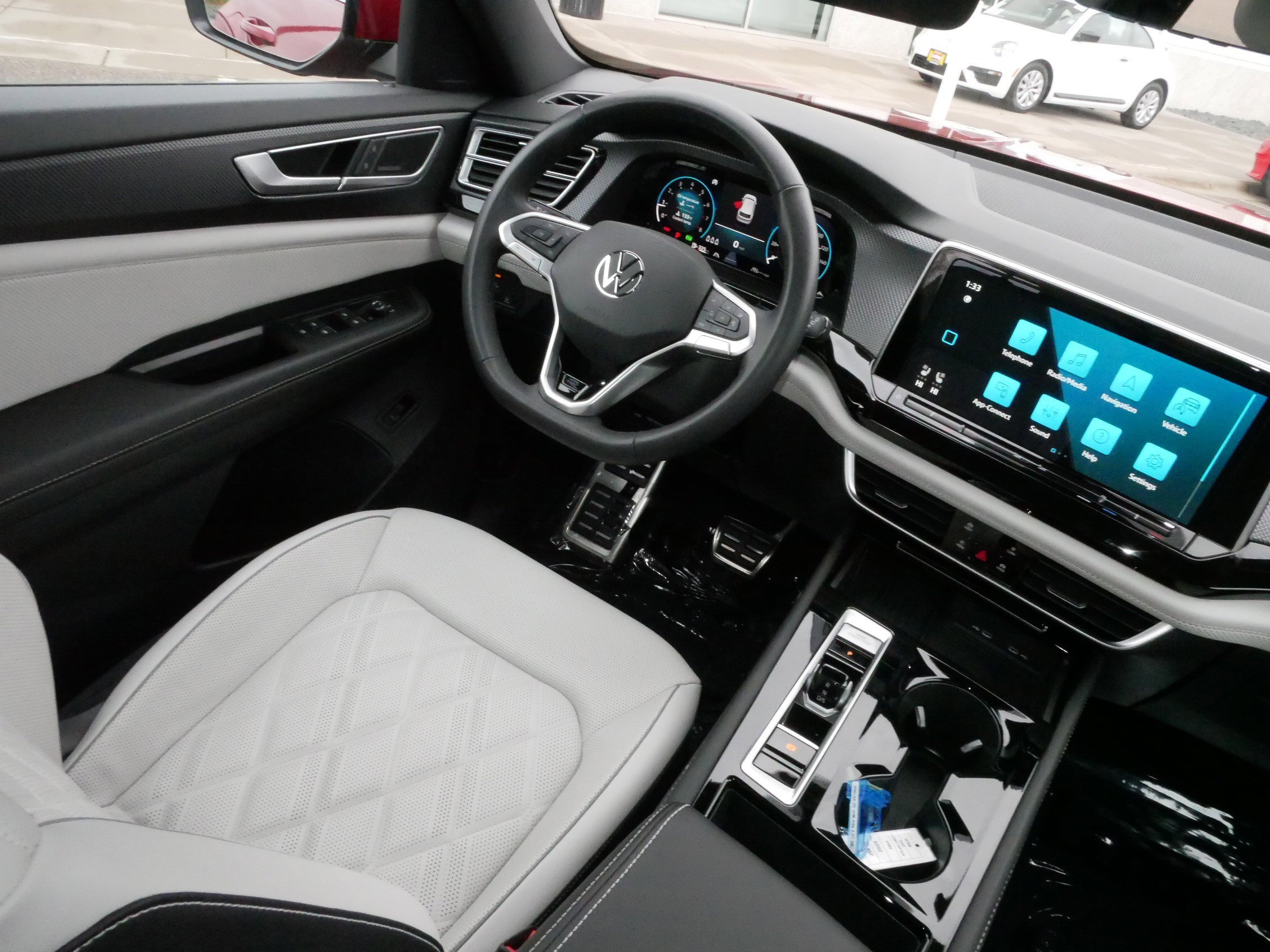 Certified 2025 Volkswagen Atlas Cross Sport SEL Premium R-Line image 9