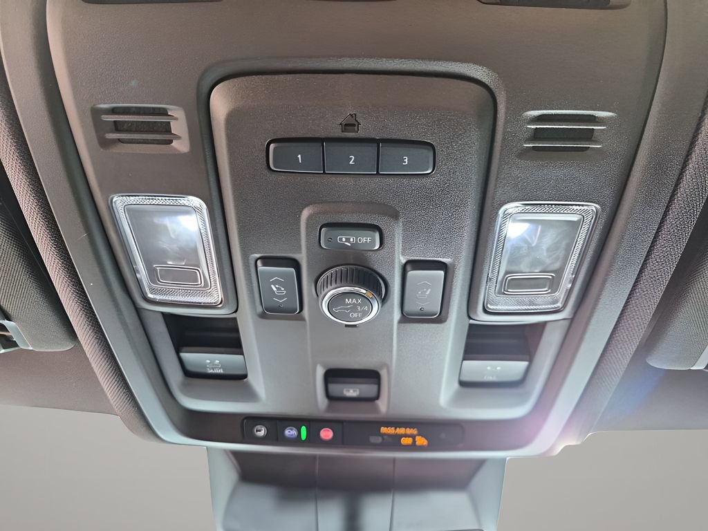 Certified 2024 Cadillac Escalade Sport w/ Touring Package image 43