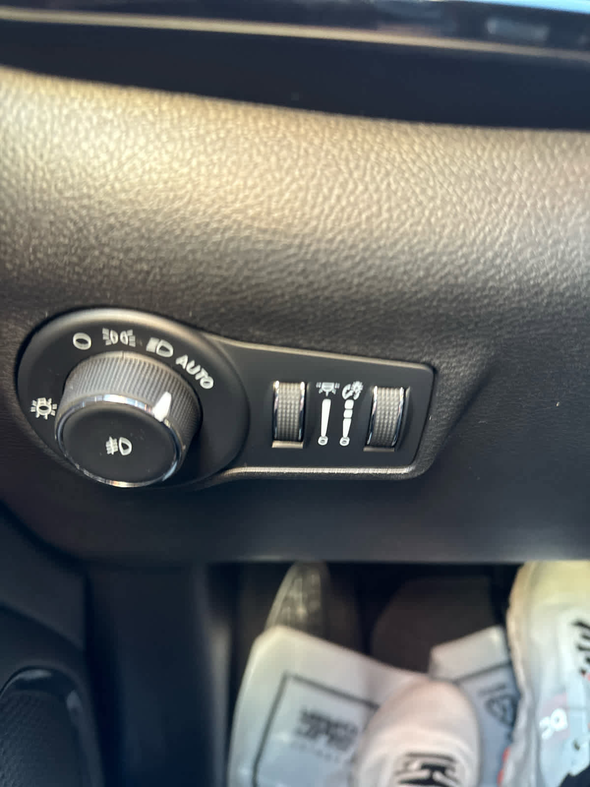 Used 2023 Jeep Compass Trailhawk image 20