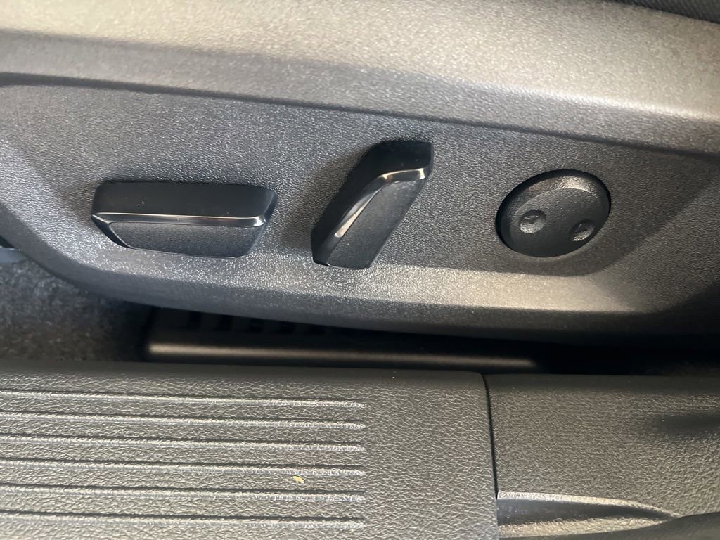 Certified 2023 Nissan Rogue SV image 51