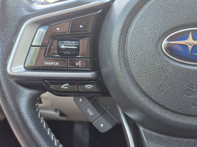 Used 2018 Subaru Outback 2.5i Limited AWD/4WD image 12