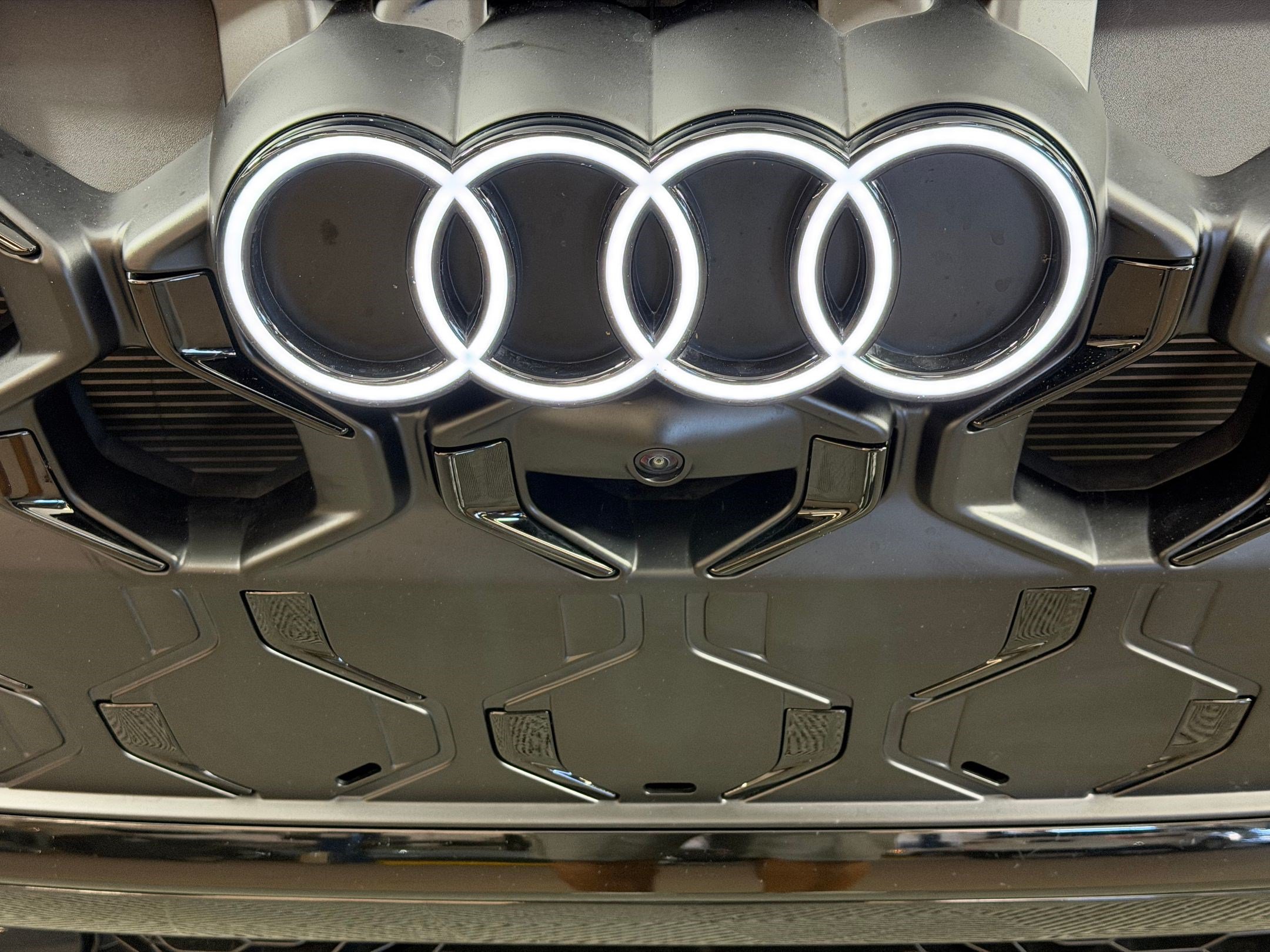 Certified 2025 Audi SQ5 Premium Plus AWD/4WD image 26