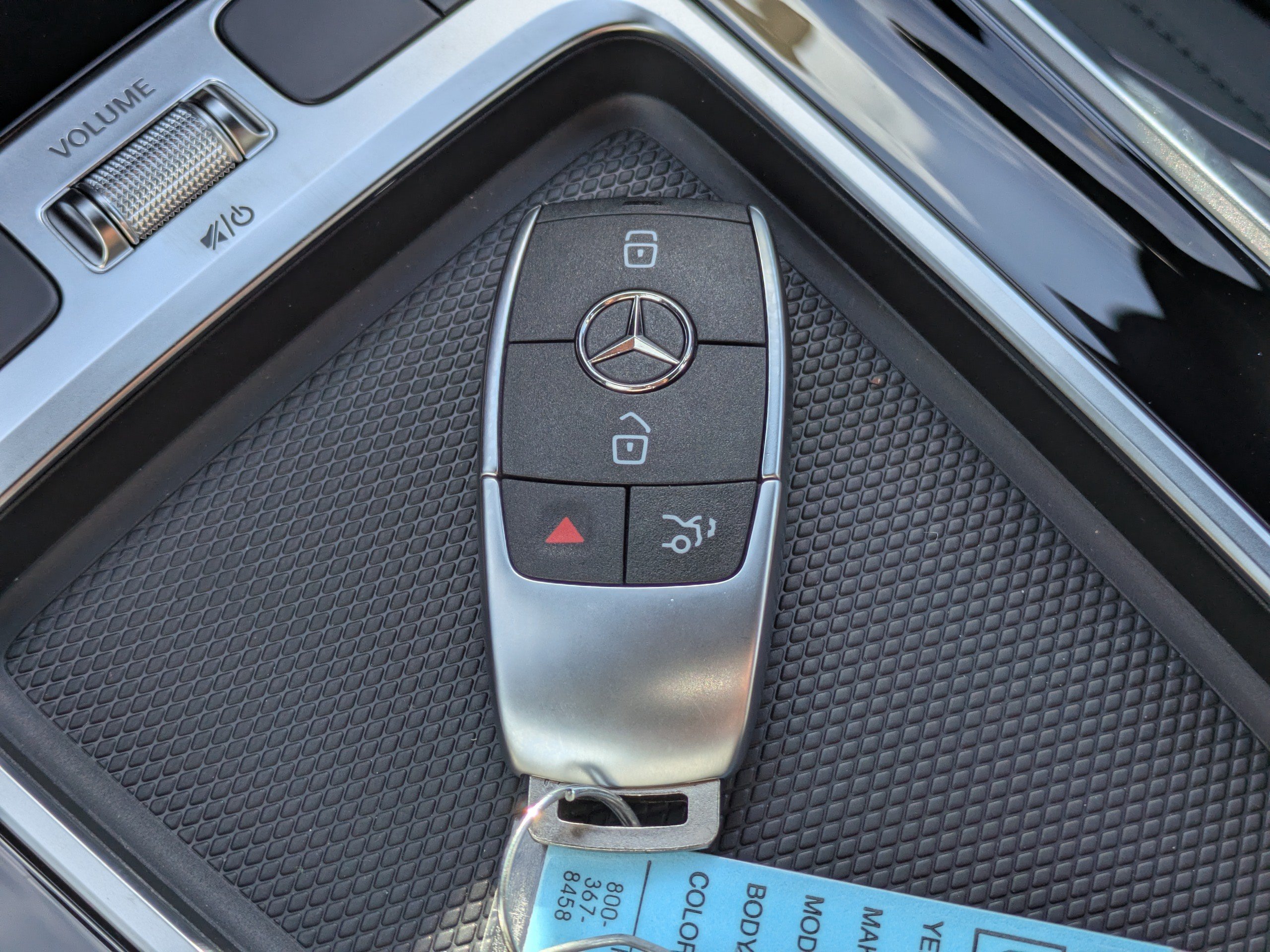 New 2026 Mercedes-Benz GLB 250 4MATIC image 30