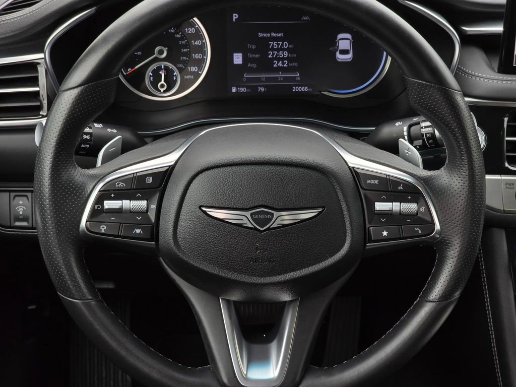 Used 2025 Genesis G70 2.5T RWD image 13