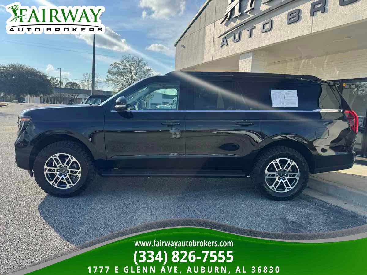 Used 2025 Ford Expedition Max Active image 9