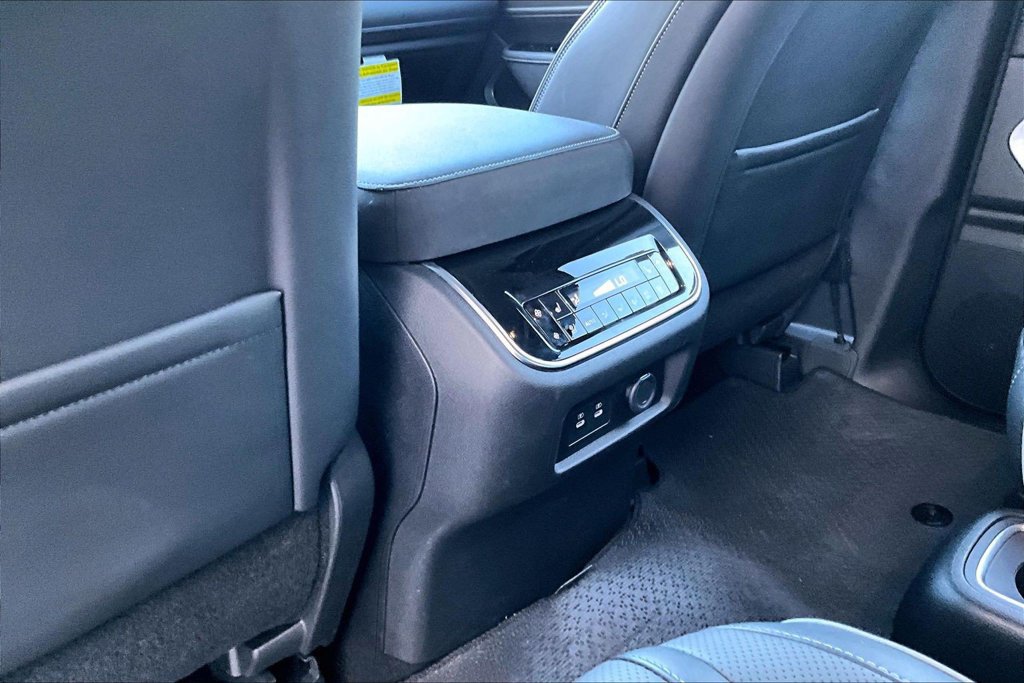 Used 2026 INFINITI QX80 Luxe w/ Cargo Package RWD image 34