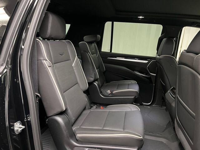 New 2026 Cadillac Escalade ESV Sport w/ Touring Package AWD/4WD image 18