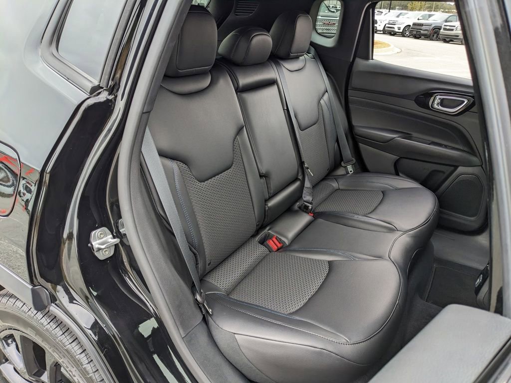 New 2026 Jeep Compass Latitude image 42