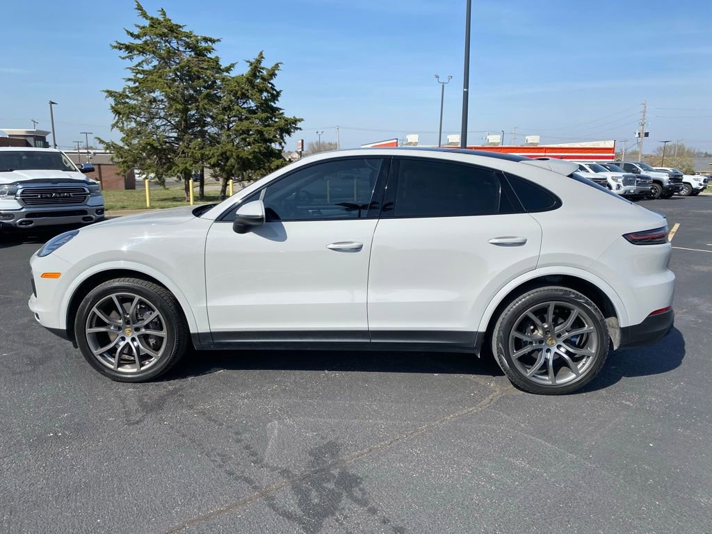 Used 2023 Porsche Cayenne Coupe AWD/4WD image 6