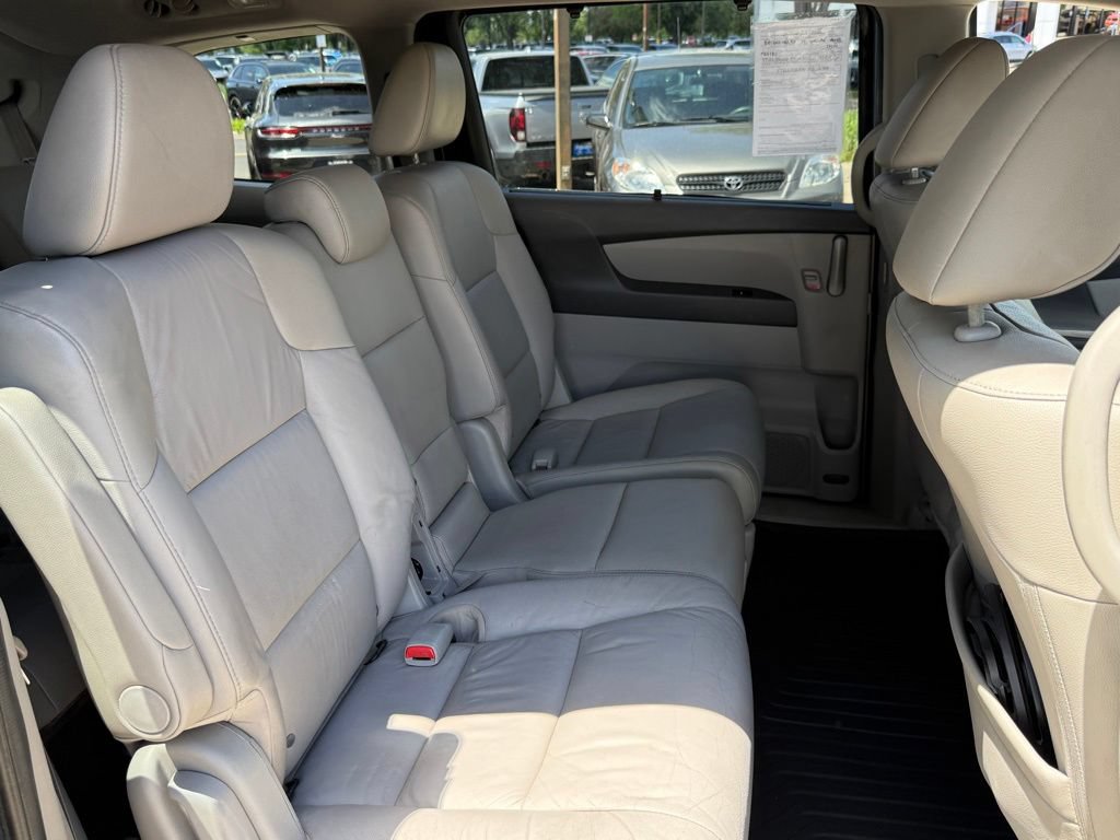 Used 2011 Honda Odyssey EX-L image 16