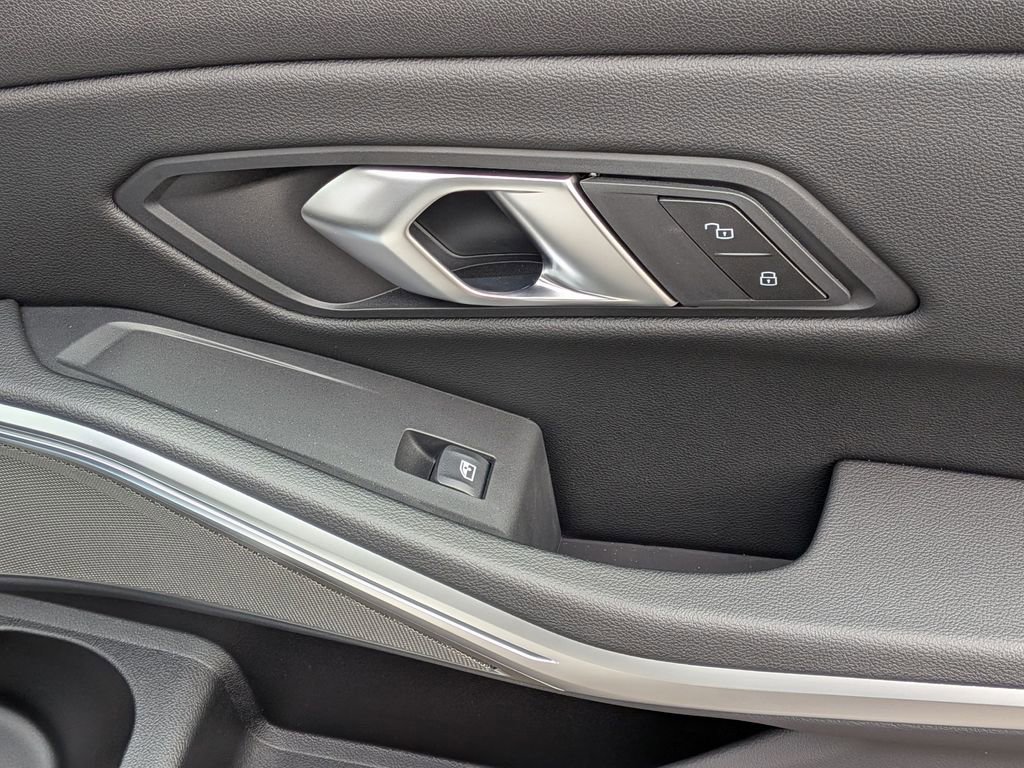 New 2026 BMW 330i Sedan image 18