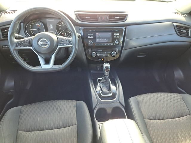 Used 2017 Nissan Rogue SV w/ Sun & Sound Touring Package image 24