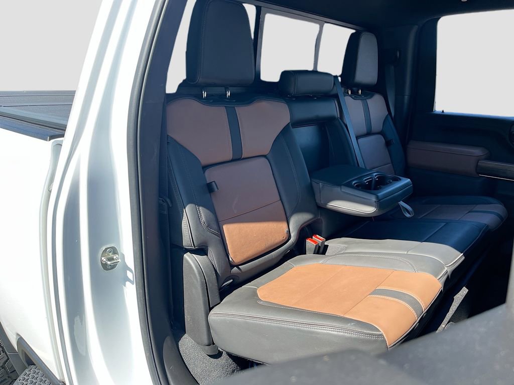 Used 2022 Chevrolet Silverado 2500 High Country w/ Safety Package II AWD/4WD image 27