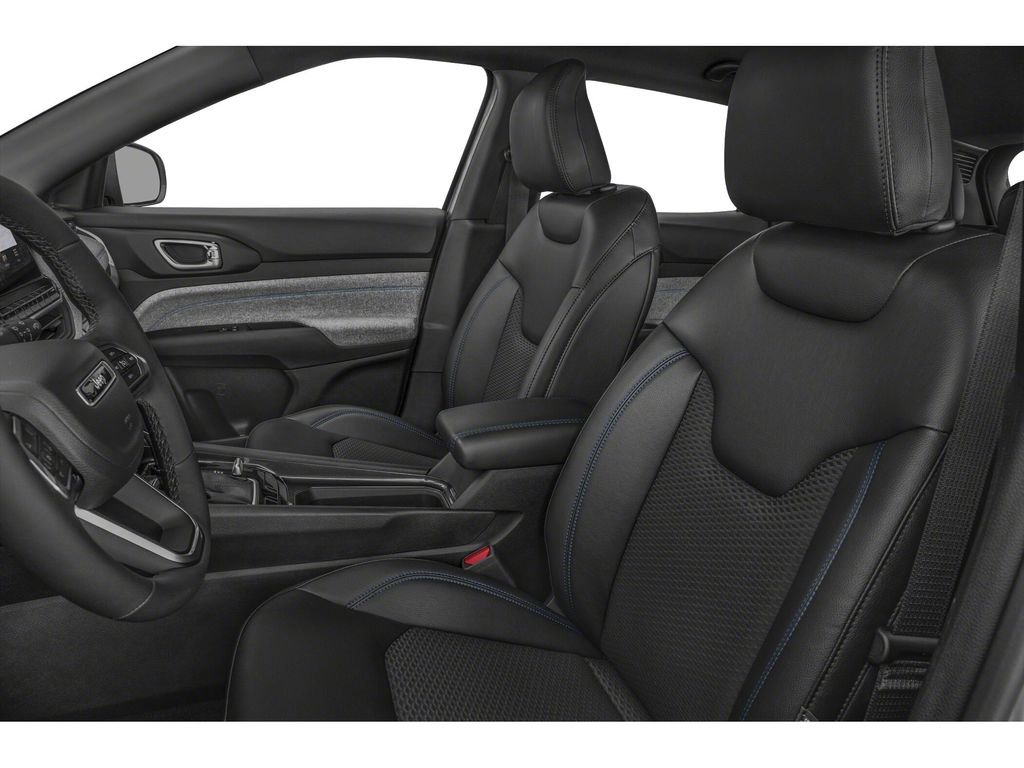New 2026 Jeep Compass Limited w/ Limited Altitude Pack image 10