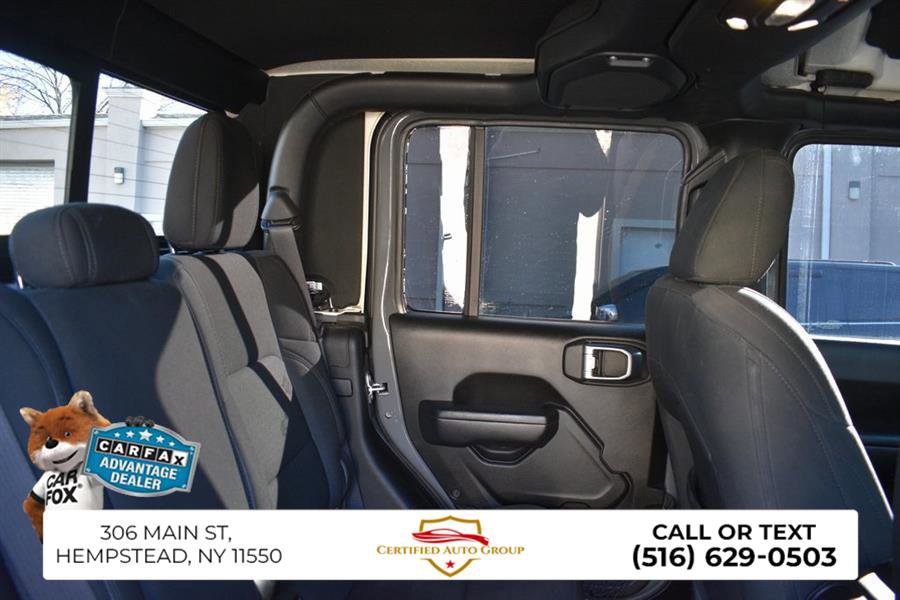 Used 2022 Jeep Gladiator Willys image 26