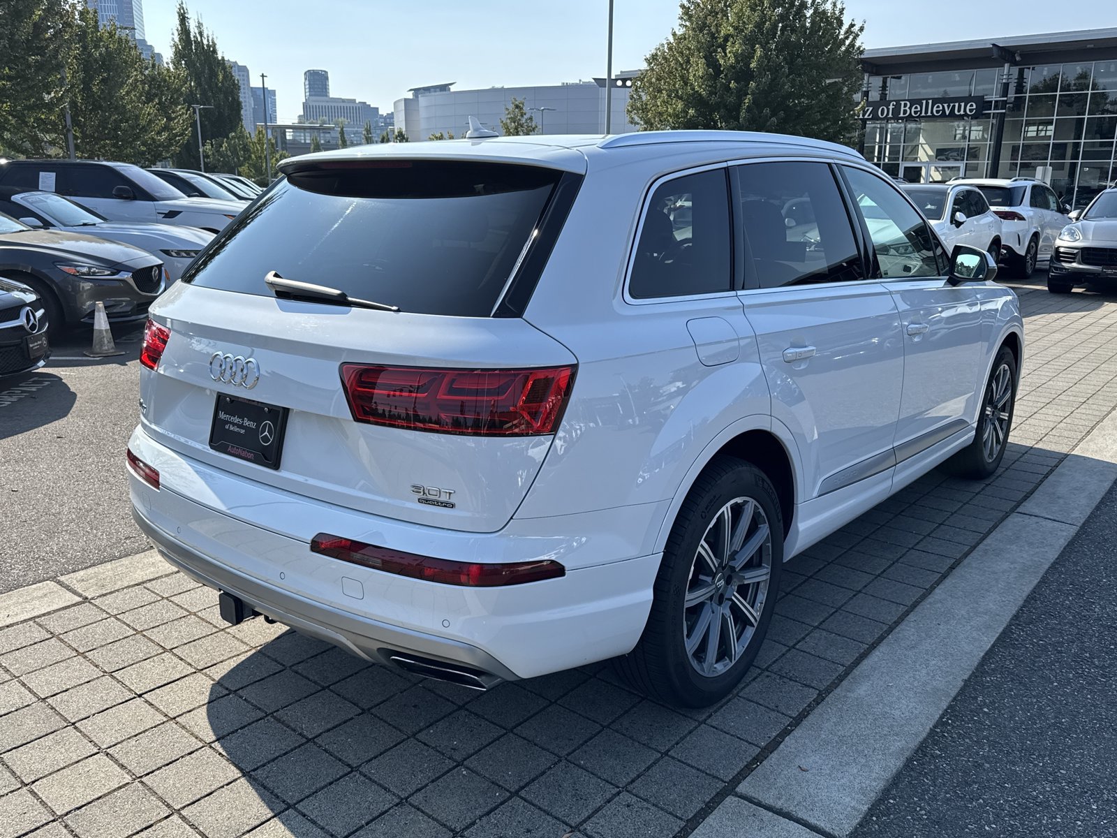 Used 2018 Audi Q7 3.0T Prestige AWD/4WD image 5