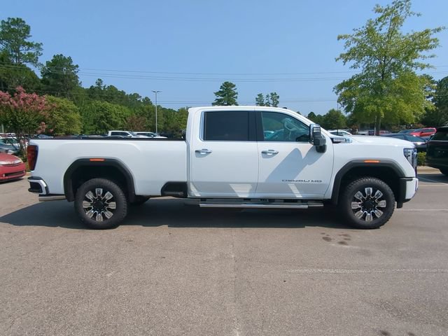 New 2026 GMC Sierra 3500 Denali w/ Denali Reserve Package AWD/4WD image 4