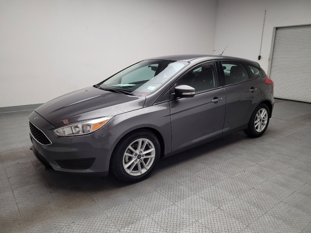 Used 2017 Ford Focus SE image 2