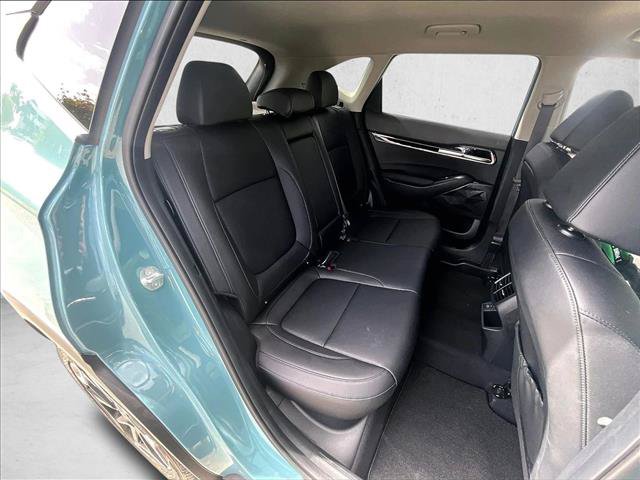 Used 2025 Kia Seltos SX AWD/4WD image 29