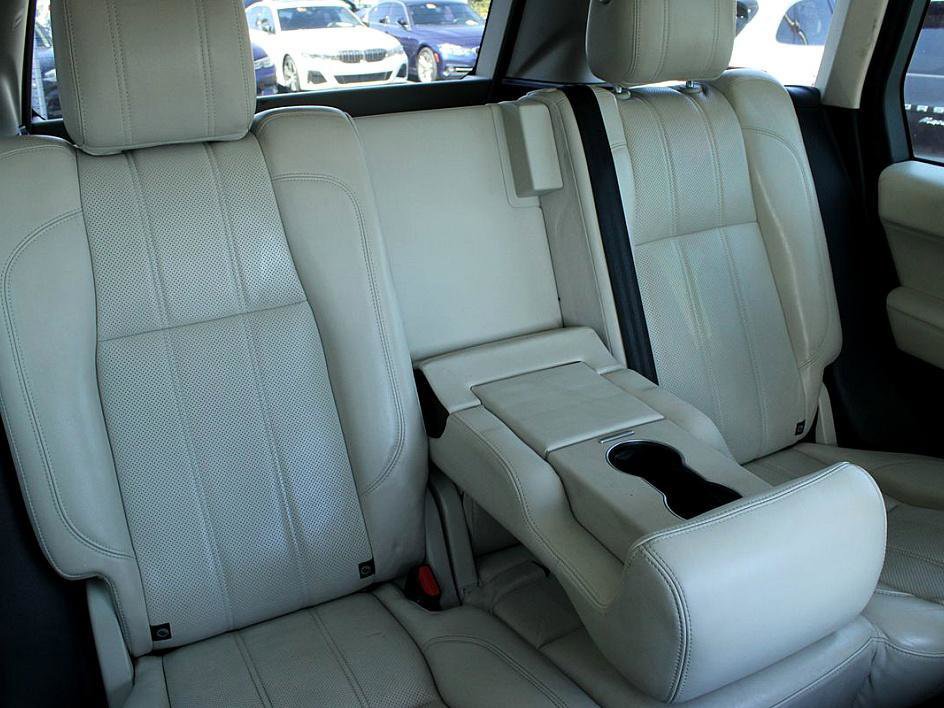 Used 2017 Land Rover Range Rover HSE image 23