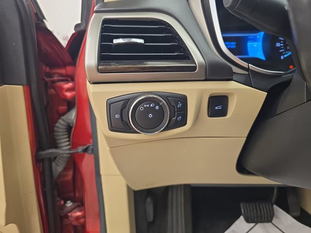 Used 2013 Ford Fusion SE FWD image 32